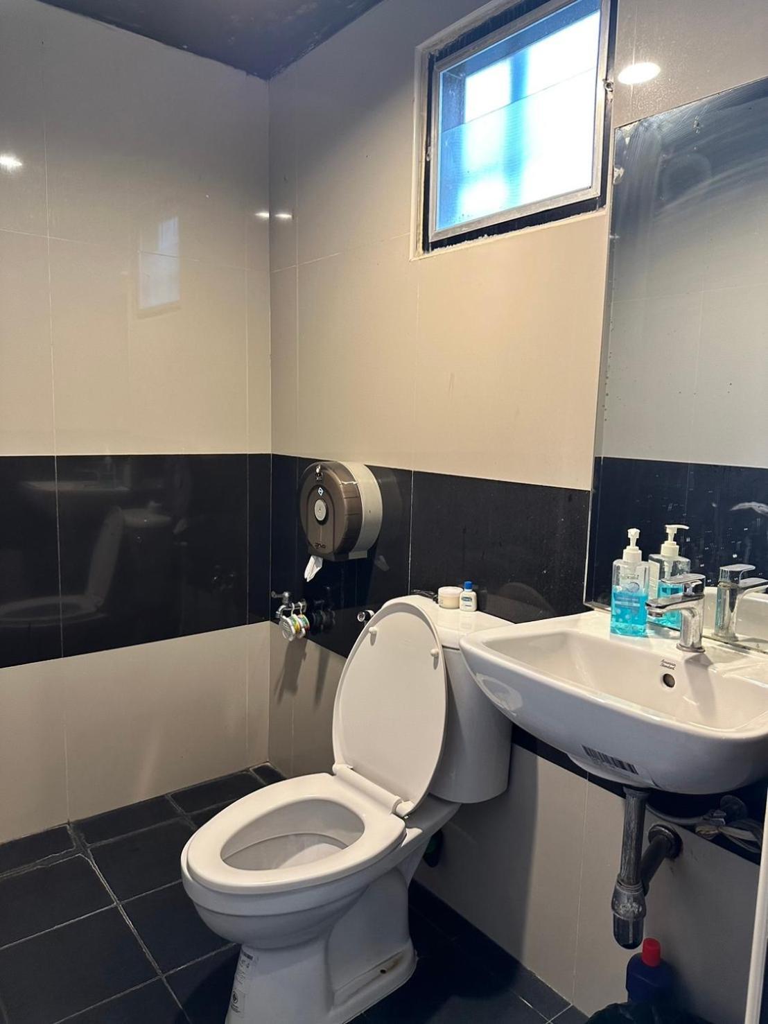 New Warm Light Hostel เชียงใหม่ ภายนอก รูปภาพ
