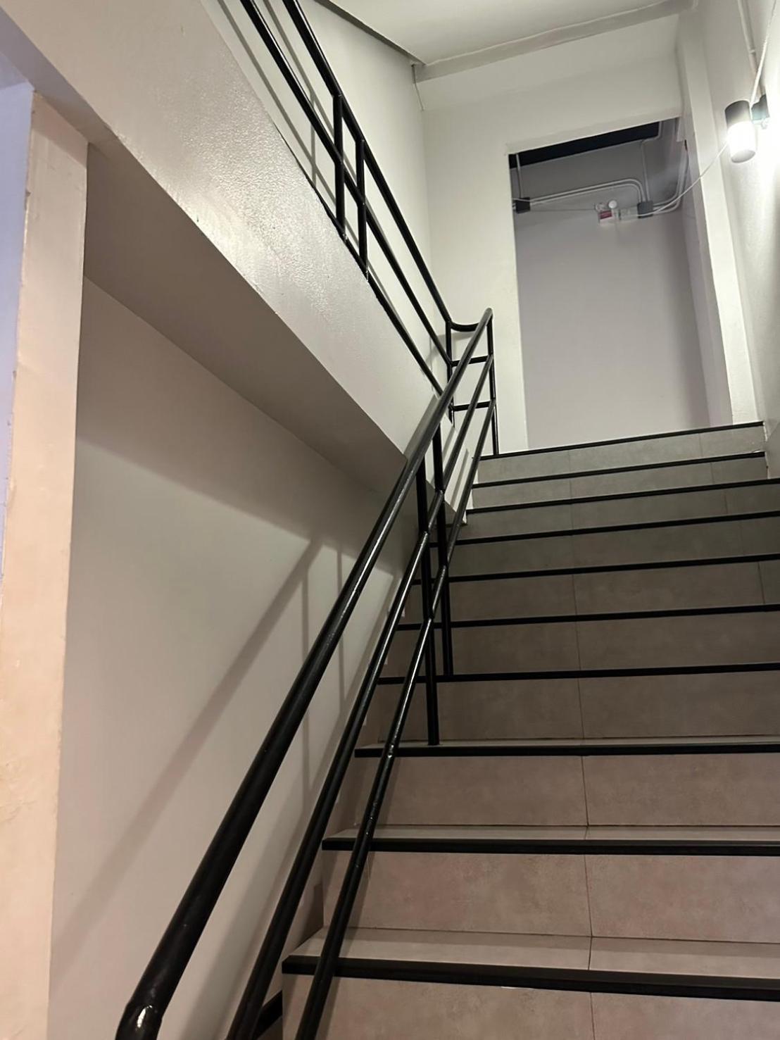 New Warm Light Hostel เชียงใหม่ ภายนอก รูปภาพ
