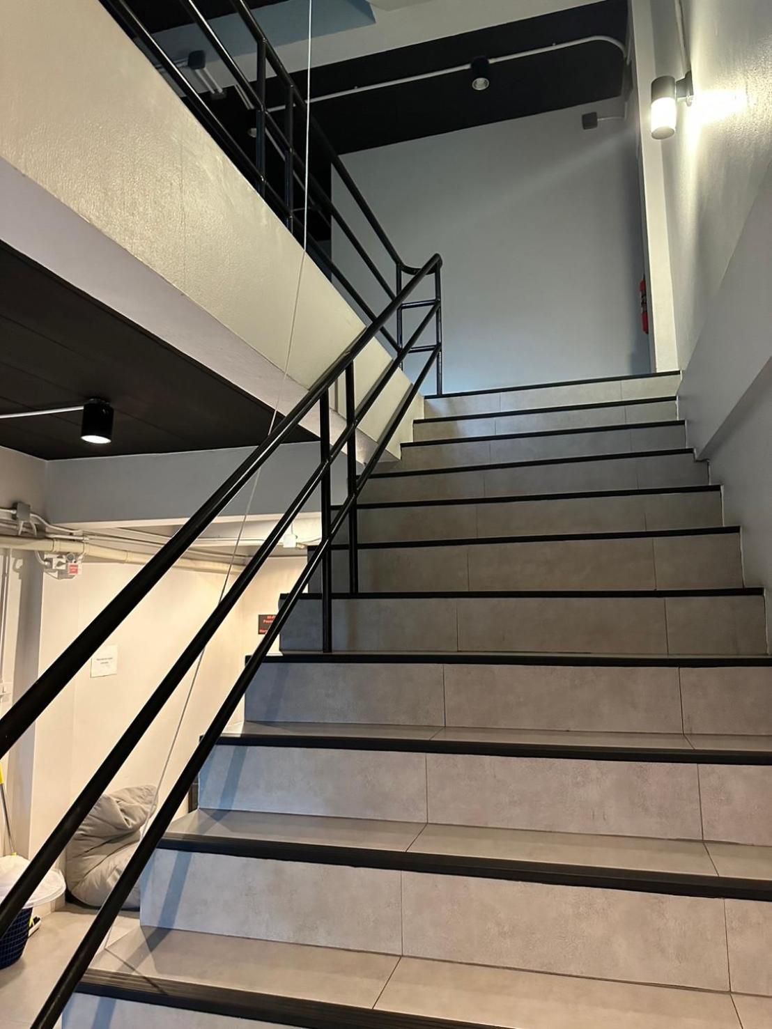 New Warm Light Hostel เชียงใหม่ ภายนอก รูปภาพ